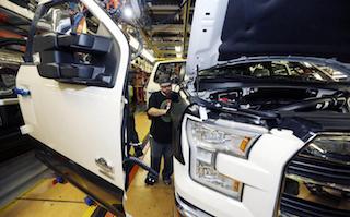 La mitad de los autos armados en México son camionetas