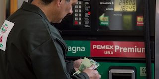 'Harvey' elevaría los precios de la gasolina en México