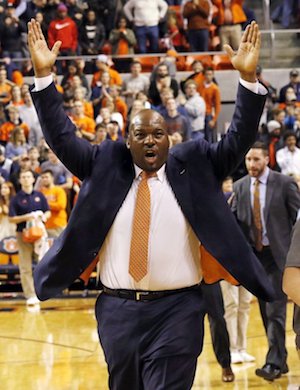 Arrestan a entrenadores de la NCAA por corrupción