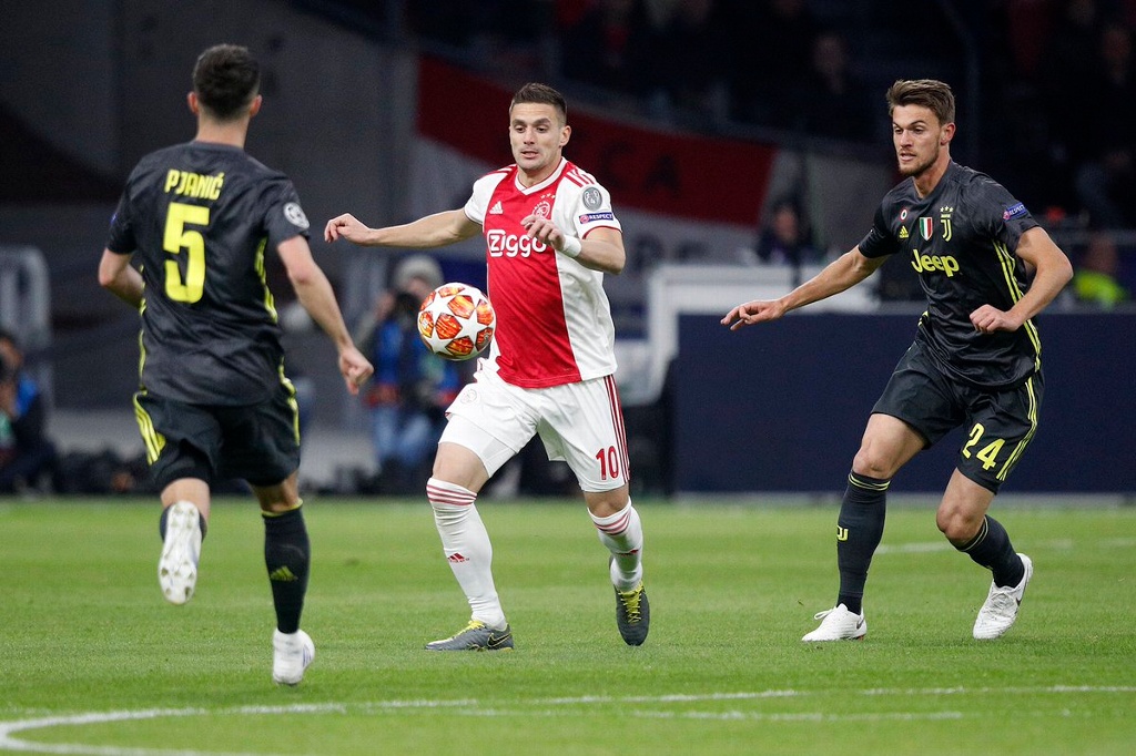 Juventus y Ajax, por un lugar en semifinales de Champions League