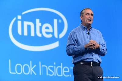 CEOs de Under Armour e Intel dejan a Trump