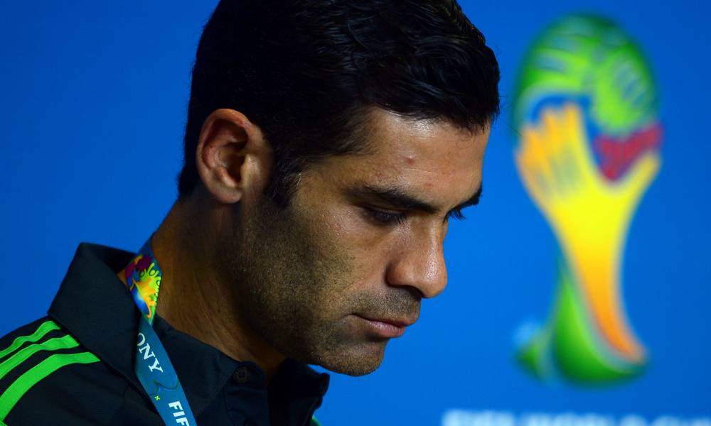 Rafa Márquez solo podrá jugar en México y cobrar en pesos