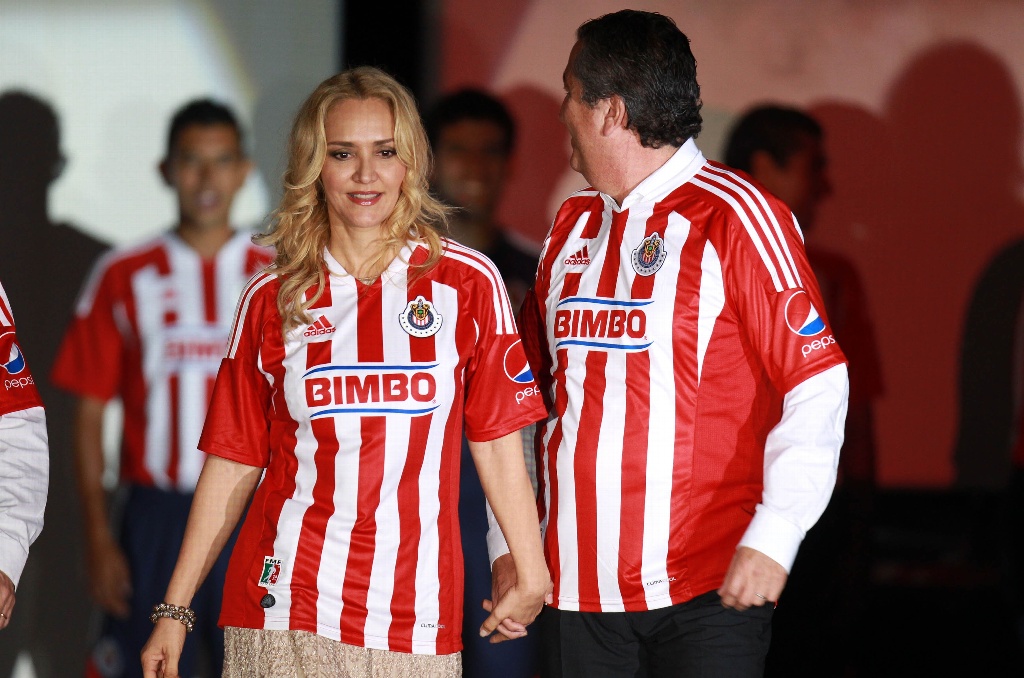 Angélica Fuentes va por herencia de Jorge Vergara