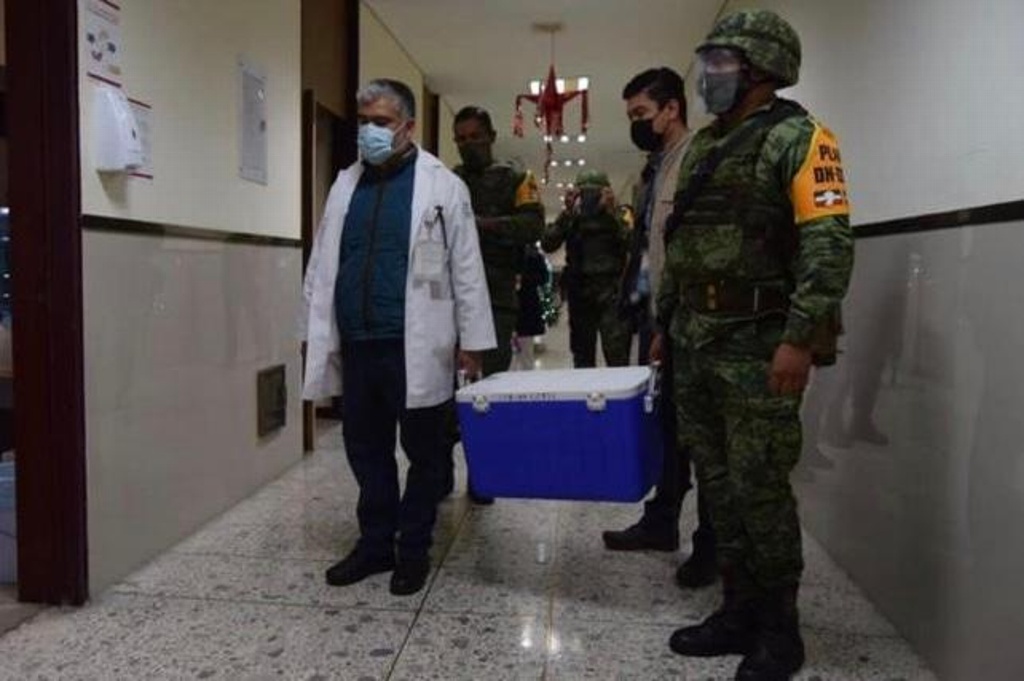 Inicia aplicación de vacunas contra COVID-19 en Veracruz