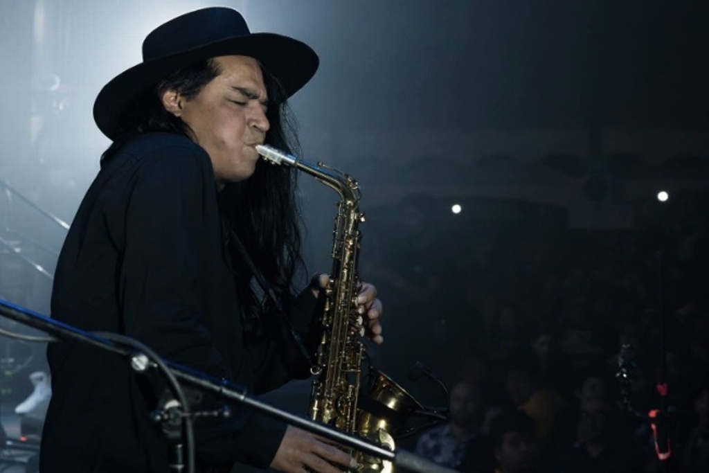 Hospitalizan a Sax, de 'Maldita Vecindad', por complicaciones con el COVID-19
