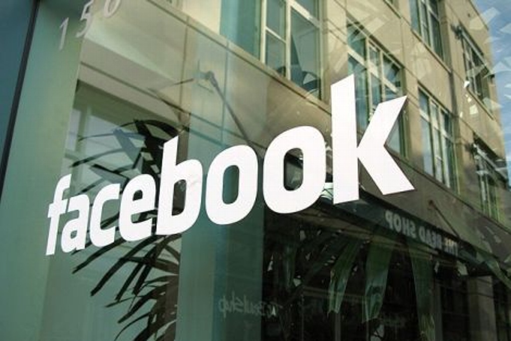 Reportan la venta de 120 millones de perfiles de Facebook