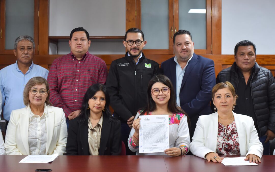 Dialoga Comisión de Gobernación con autoridades de Álamo Temapache