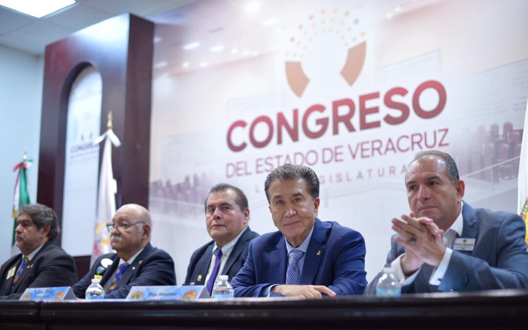 En el Congreso, celebran el Día Estatal del Leonismo