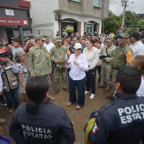 Veracruz Responde a la Crisis: Rocío Nahle Impulsa la Solidaridad con Ayuda Directa
