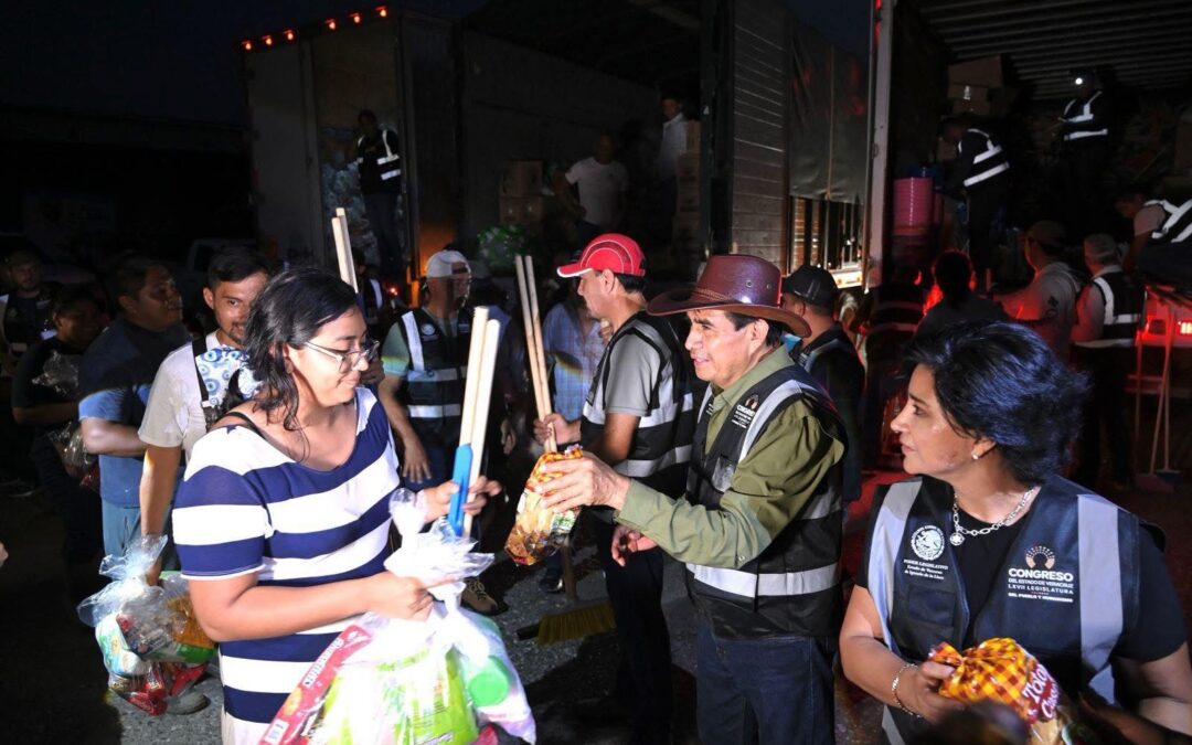 Esteban Bautista lidera entrega masiva de apoyos en Veracruz con respaldo legislativo unificado