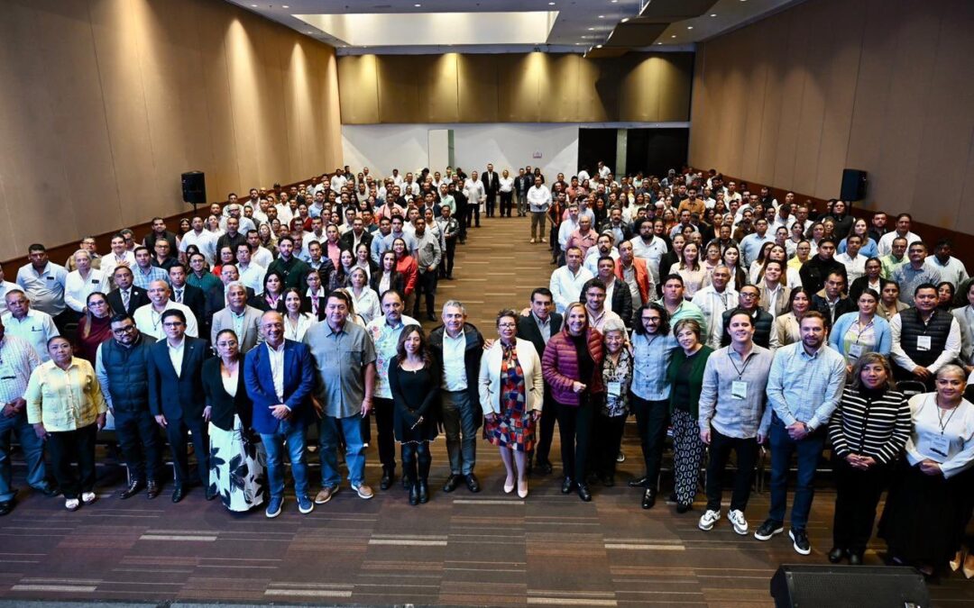 Exhorta Congreso a crear gobiernos municipales honestos y autocríticos