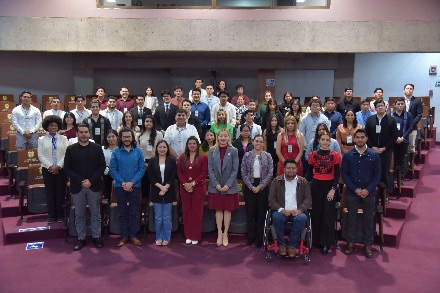 EN EL CONGRESO, INICIA EL XX PARLAMENTO DE LA JUVENTUD VERACRUZANA