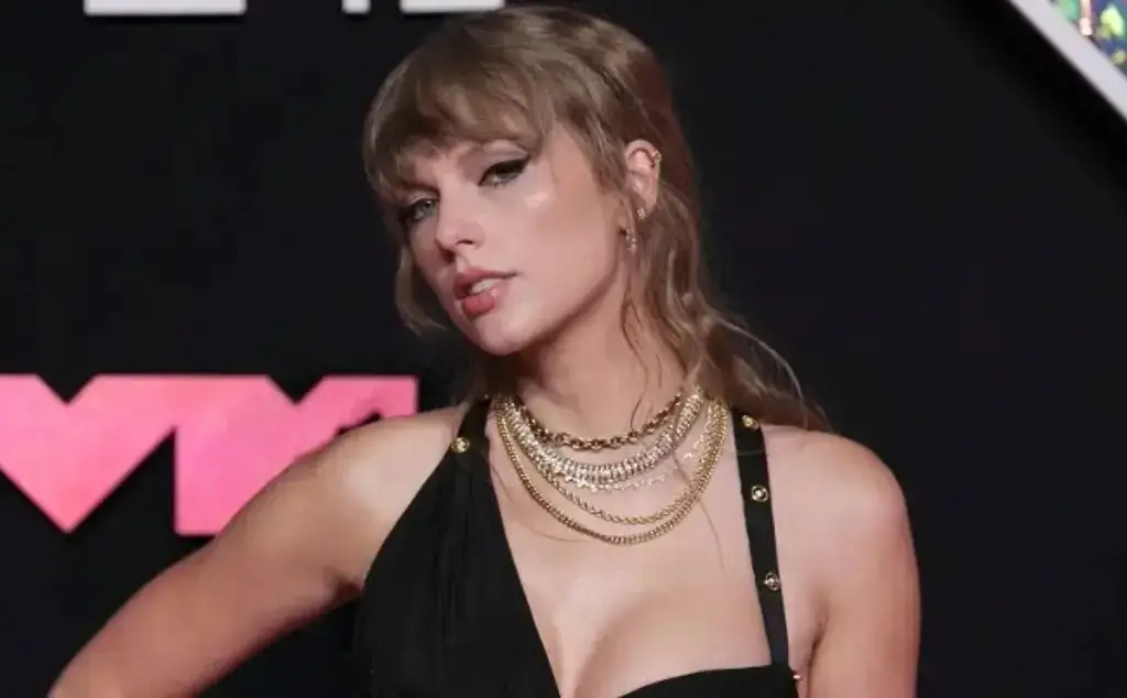 Taylor Swift y Bad Bunny, los artistas más escuchados de la historia de Spotify