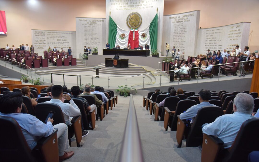 Escuela Normal Veracruzana será “Centenaria”, aprueba Congreso