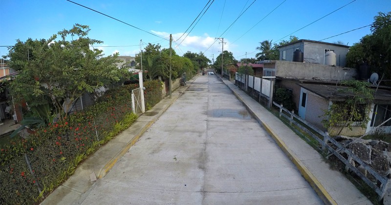 Avanza paquete de obras en las colonias Niños Héroes y Ampliación Rodríguez Cano en Tuxpan